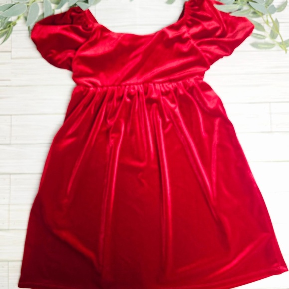 Other - Walking On Sunshine Dress Girl's Size M Red Aline Velvet Off Shoulder Sleeve